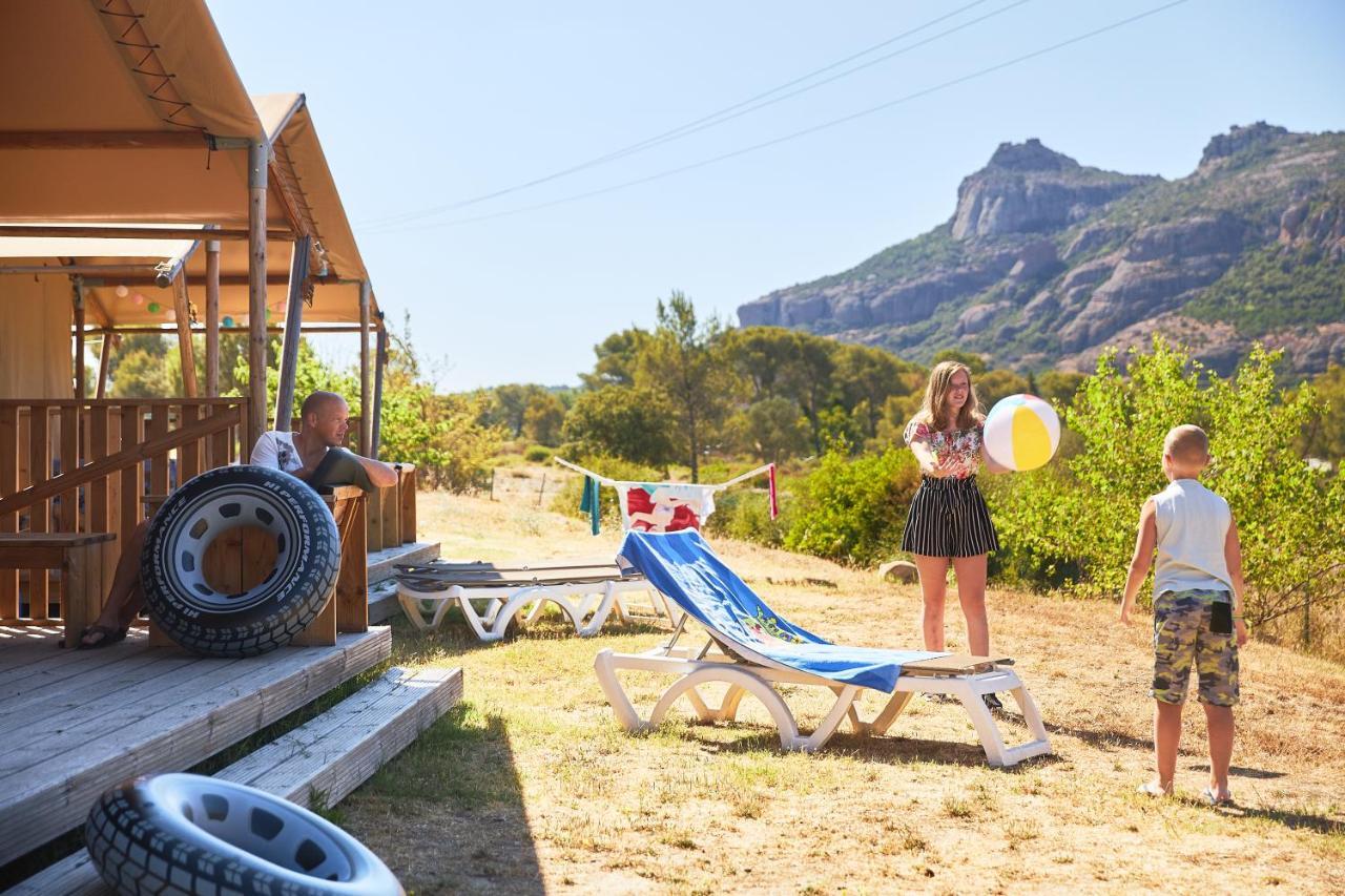 Camping Rcn Domaine De La Noguiere Ле-Мюи Экстерьер фото